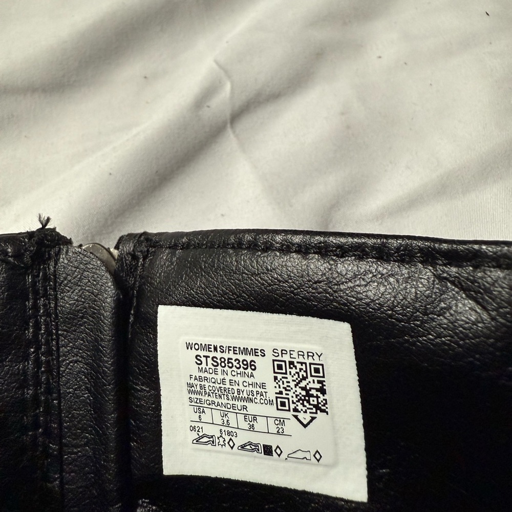Sperry New” Women’s Saltwater Tall Nylon Duck boots W/Size 6 “Great Price” - Picture 6 of 6